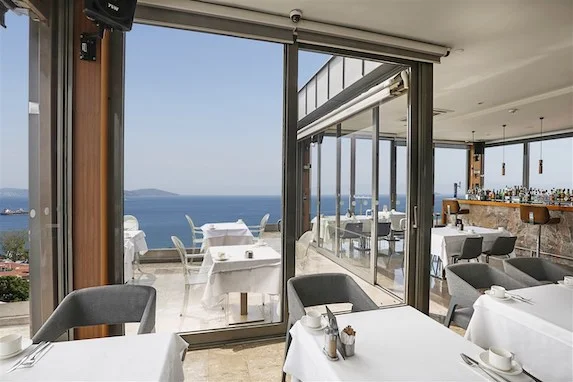 Fine Dine İstanbul - İzmir Mekan Rehberi