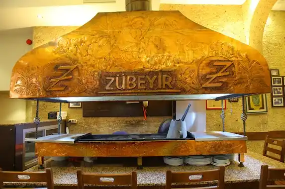 Zübeyir Ocakbası Istanbul - İzmir Mekan Rehberi