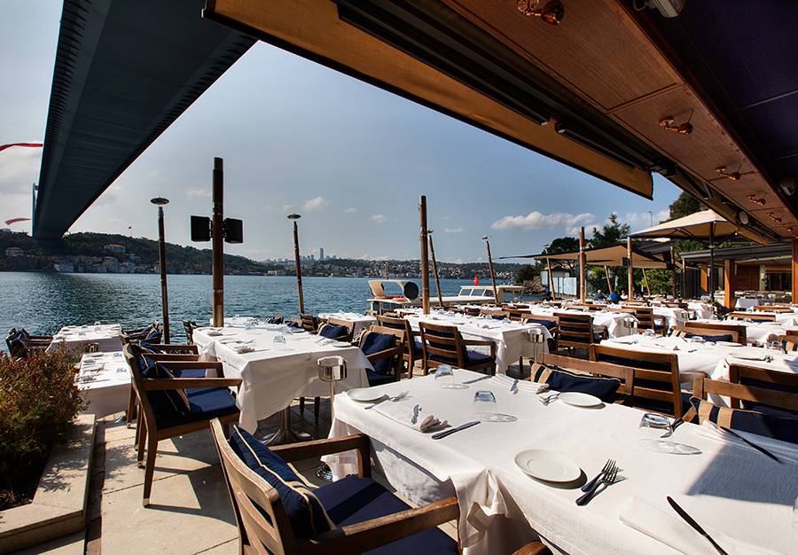 Lacivert Restaurant Rezervasyon | İstanbul Mekan Rehberi