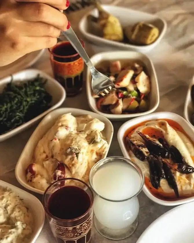 Akın Balık Karaköy - İstanbul Mekan Rehberi