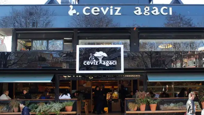 Ceviz Ağacı - İstanbul Mekan Rehberi