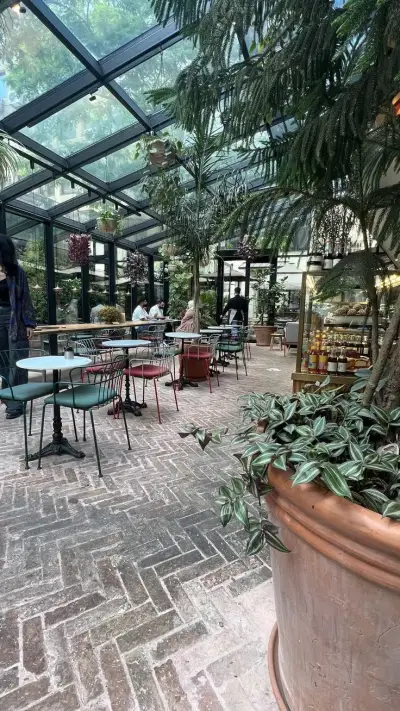 kapalı oturma alanı
