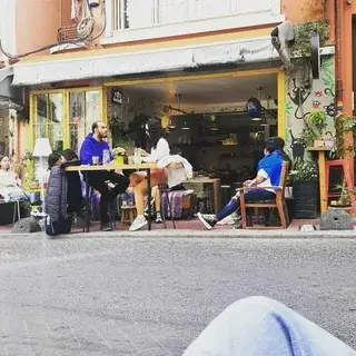 XYZ cihangir-The Coffee Guru - İstanbul Mekan Rehberi