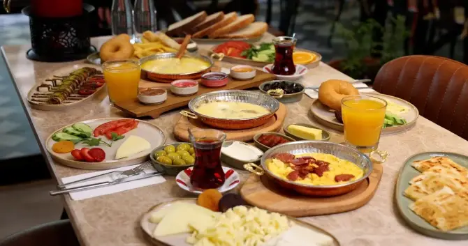 ÇINARALTI MANGALBAŞI - İstanbul Mekan Rehberi