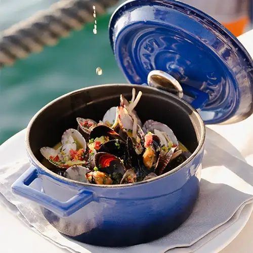 Lacivert Restaurant - İstanbul Mekan Rehberi