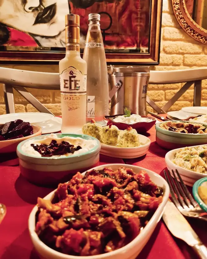 Meyhane Rumeli - İstanbul Mekan Rehberi