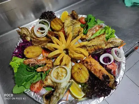 Rainbow Fish & Meat Restaurant - İstanbul Mekan Rehberi