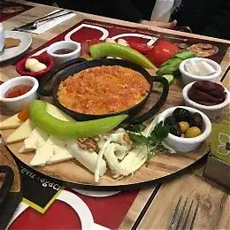 Ceviz Ağacı - İstanbul Mekan Rehberi