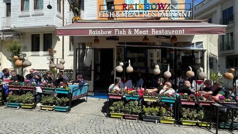 Rainbow Fish & Meat Restaurant - İstanbul Mekan Rehberi