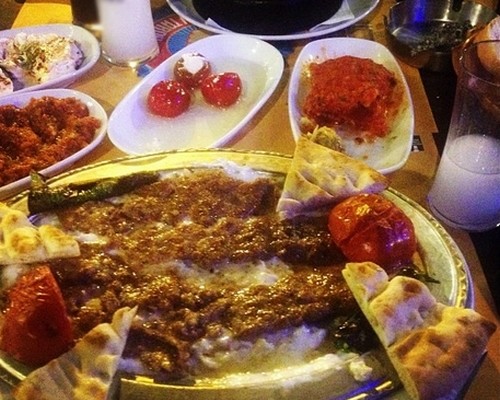 Asırlık Balık Restaurant - İstanbul Mekan Rehberi