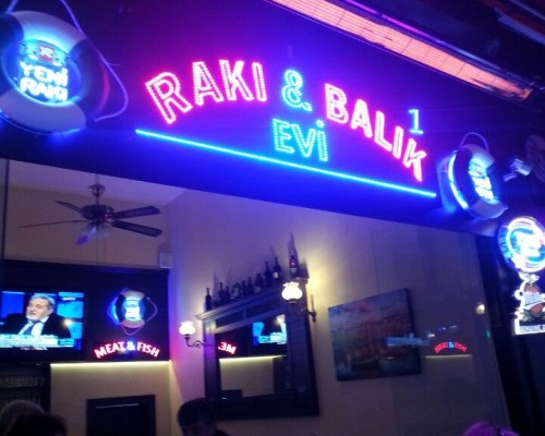 Rakı & Balık Evi - İstanbul Mekan Rehberi
